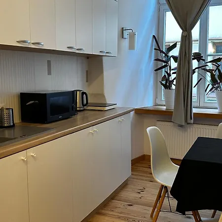 Stara Winiarnia Apartment *